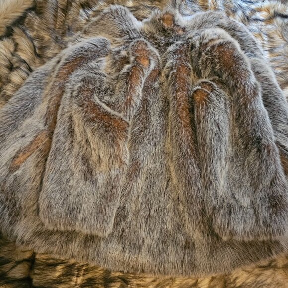 Vintage Dennis Basso Medium Tipped Fox Faux Fur Coat Silver Red - Picture 3 of 14